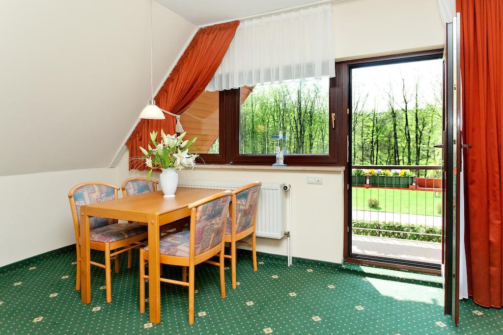 Restaurant & Hotel Baumhaus Hagen Sassnitz Rom bilde