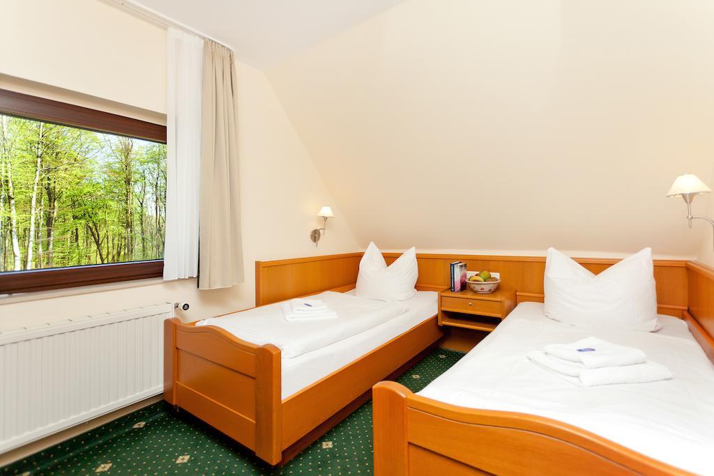 Restaurant & Hotel Baumhaus Hagen Sassnitz Rom bilde